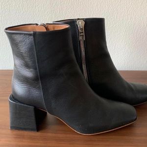 LOQ Lazaro Boots in Black Leather